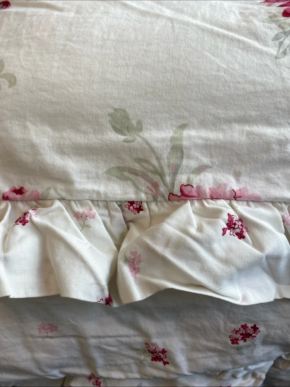 Simply Shabby Chic by Rachel Ashwell Pink Floral Full/Queen Comforter